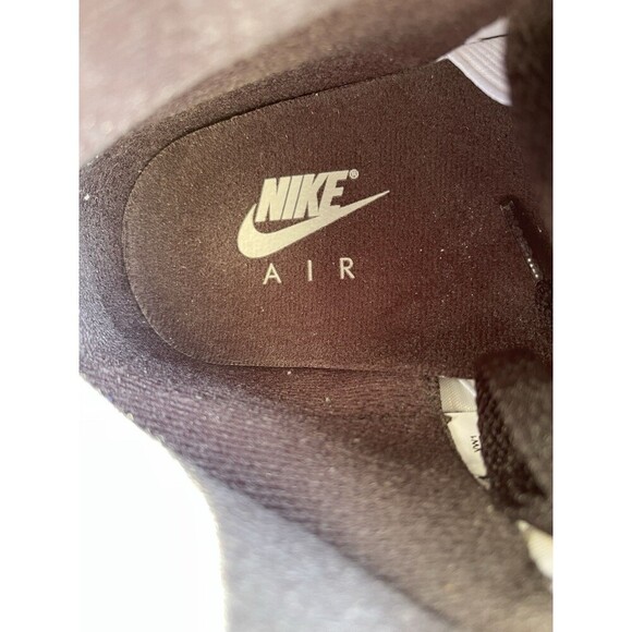 Air Jordan 2 Retro OG ‘Chicago’ 2022 - Women’s 11 /Men’s 9.5 (DX2454-106) - VNDS - Picture 8 of 11